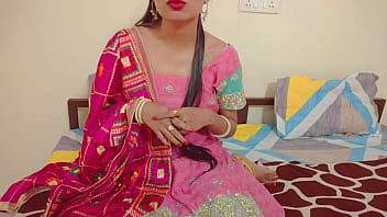 Sara, an Indian housewife, pleasures herself with a dildo in this homemade video